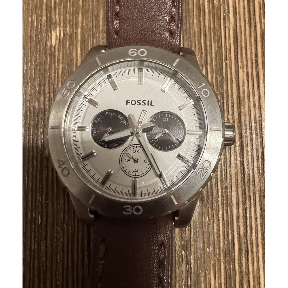 Fossil BQ1529‎ Watch Brown Leather Strap White Analog Dial Quartz NEW BATTERY